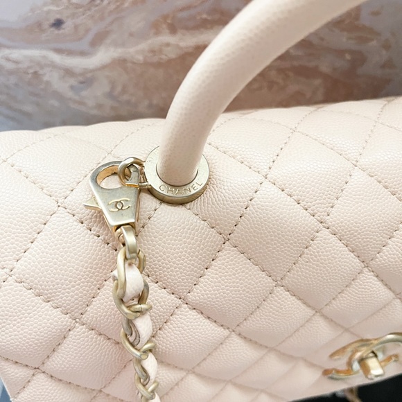 Chanel Caviar Quilted Medium Coco Handle Flap Bag - Picture 13 of 15